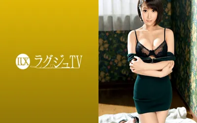 【259LUXU-1112】ラグジュTV 1099 夢を叶えるために初めて人前でのセックスに挑むパイパンお姉様…小ぶりな美マンに巨根を受け入れば、いつしか夢中で自ら腰振りイキまくる！